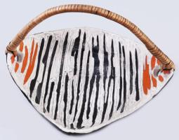 Gorka Lívia (1925-2011): Kínáló. Jelzett, hibátlan, 20x17 cm