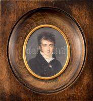 Jelzés nélkül, feltehetően XIX. sz. eleje: Portré (miniatűr). Olaj, karton. Üvegezett fakeretben. 6,5x5 cm