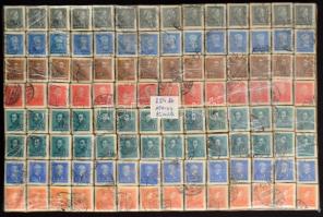 224 db Arcképek bündli