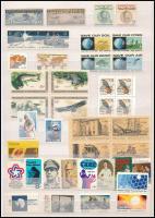 USA 40 db bélyeg, főként teljes kiadások, négyestömbök is, A/4-es berakólapon