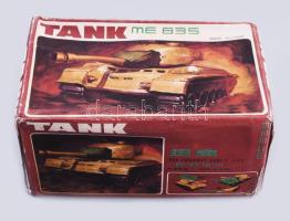 cca 1965 ME 835 Tank lemezjáték. Kína, fémlemez, műanyag, elemmel működik, jó állapotban, eredeti, k...