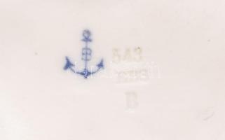 Ernst Bohne &amp; Sohne figurális kétágú gyertyatartó, jelzett, sérüléssel, hiánnyal, m: cca 31 ...