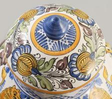 Marozsán József habán stílusú kerámia fedeles váza, jelzett, hibátlan, m: 33,5 cm