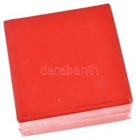 1974. "A Szocialista Kultúráért" zománcozott kitüntető jelvény, eredeti tokban T:AU