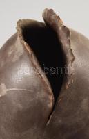 Iparművész váza, pattogzással, m: 29 cm