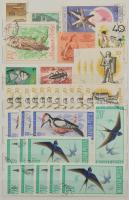 Kis magyar tétel 2 db közepes berakóban, közte néhány korábbi kiadás is, krajcáros, Turul és 1900-as...