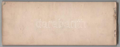 cca 1900 Fontainebleau kastélyát bemutató, színezett képekkel illusztrált album, harántalakú papírkö...