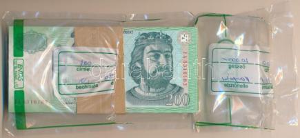 2006. 200Ft (100x) eredeti banki kötegelővel, eredeti, bontott "MNB" zacskóban. Több részl...