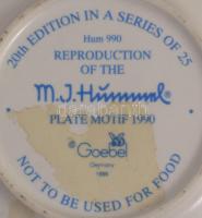 Hummel Goebel dísztálka - "Shepherd's Boy". Jelzett, kopással, d: 8,5 cm