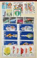 NDK kb 550 db bélyeg és 32 db blokk 2 közepes berakóban / GDR ca. 550 stamps and 32 blocks
