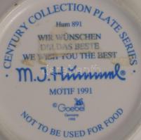 Hummel Goebel dísztálka - "Énekes kvartett". Jelzett, kopással, d: 10 cm