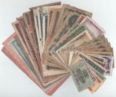 Vegyes, 36db-os magyar és külföldi (orosz, német, osztrák és kínai) bankjegy tétel kifejezetten rossz tartásban! (rongyos, ketté szakadt - megragasztott, méretes szakadással, stb.) T:VG,G Mixed, 36pcs Hungarian and foreign banknote lot in particularly poor condition (tattered, torn in two - taped, with a large tear, etc.) C:VG,G