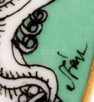 Hollóházi porcelán Szász Endre által tervezett mintával díszített plakett, jelzett, hibátlan, 6,5x4,...