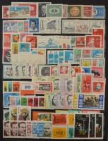 Leuchtturm album, benne NDK bélyegek a 60-as, 70-es évekből