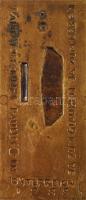 Erwin Huber (1929-2006): II. János Pál pápa emlék relief, Ausztria, 1988. Réz, jelzett, 16,5x7 cm
