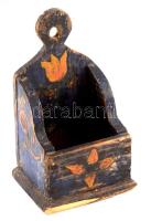 Antik festett fa fali sótartó, sérüléssel m: 18 cm