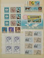 1972-2018 Sorok, önálló értékek, sok ívszéli bélyeg, több mint 90 db blokk és kisív 24 lapos, A/4-es...