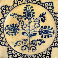 cca 1940 Bertalan Korond falitányér, mázhibákkal, d: 21 cm