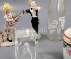 Doboznyi vegyes bolha tétel, közte Hüsi üveg, krumplinyomó, bögre, figurák, közte sérültek