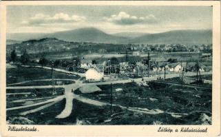 Pilisvörösvár, látkép a Kálváriával. Ocsenás Miklósné kiadása (EK)