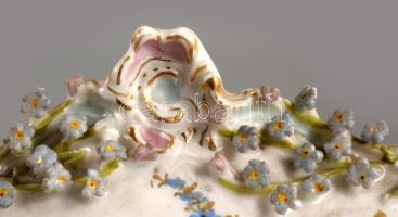 cca 1890-1920 Dornheim, Koch, &amp; Fischer porcelán szék asztaldísz, jelzett, ragasztott, 13x12...