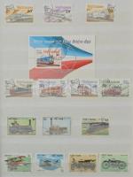 Modern motívum bélyegek (vonat, autó) 8 lapos A4-es berakóban