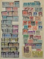 Német bélyegek, közte jobbak is, 16 lapos A4-es berakóban. Érdemes megnézni!