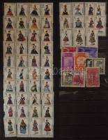 Hagyatéki anyag, benne 10 db kisebb-nagyobb berakó és album sok-sok bélyeggel (Spanyolország, Svájc,...