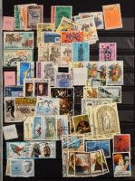 Hagyatéki anyag, benne 10 db kisebb-nagyobb berakó és album sok-sok bélyeggel (Spanyolország, Svájc,...