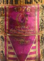 1970-1982 Újpest 3 darab emléktárgy, 1970-es kupa, 1976-os fonott butykos, 1982-es "El Colombia...