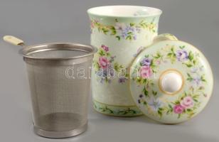 Kínai porcelán fedeles teás bögre, szűrővel, jelzett, m: 13 cm