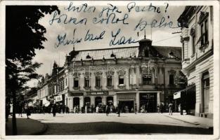 Losonc, Lucenec; Cast hlavnej ulice a námestie Republiky / Fő utca, Köztársaság tér, Bata, Tarjányi, Redlinger, Eugen Singer, The Forever Shoe üzlete. Marcel Filó kiadása / main street, square, shops + "1938 Losonc visszatért" So. Stpl. (EK)
