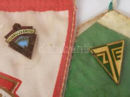 5 db magyar sportzászló labdarúgó csapatoktól. Dunaujvárosi Kohász SE, Matáv Sopron, BLSZ, ZTE, a zá...