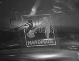 Kézzel készült kristály szárazvirág váza, címkével, hibátlan, d: 17 cm, m: 20 cm