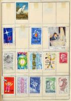 3 db cserefüzet, benne 420 db vegyes külföldi bélyeg