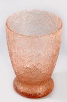 Barackszínű plasztikusan díszített váza, m: 19 cm