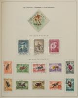 Magyar gyűjtemény blokkok nélkül az 1945-1962 közötti időszakból, nagyalakú előnyomott albumban