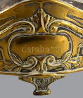 Szecessziós kínáló, üveg betéttel, kis pattogzással, m: 18 cm