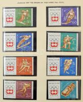 Hiányos magyar gyűjtemény az 1962-1976 közötti időszakból előnyomott albumlapokon filázva, borítóban...