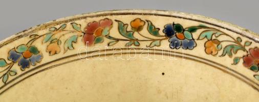 Fischer Károly Tata csésze. Jelzett, kopott, restaurált, d:11,5 cm