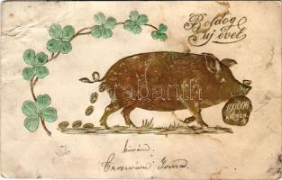 1901 Boldog Újévet! Szecessziós, dombornyomott üdvözlőlap malaccal és lóherékkel / New Year greeting Art Nouveau Emb. postcard with pig and clovers (r)