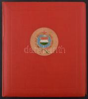 Vegyes magyar bélyegek a krajcárosoktól a 80-as évekig, 12 lapos Magyar Népköztársaság címeres berak...