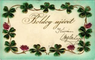 1903 Boldog Újévet! Szecessziós-virágos dombornyomott litho üdvözlőlap lóherékkel / New Year greeting Art Nouveau, floral Emb. litho postcard with clovers (fl)