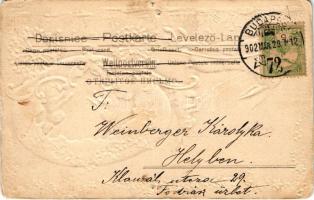 1902 Boldog húsvéti ünnepeket! Szecessziós-virágos dombornyomott litho üdvözlőlap nyúlhintóval / Eas...