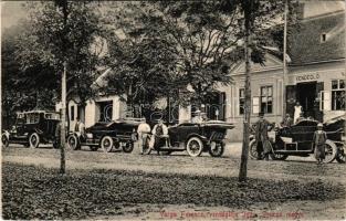 Iván (Sopron megye), Varga Ferenc vendéglője, étterem, autók. Blum Náthán és fia kiadása (EK)