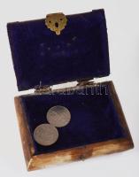 Tevecsont díszdoboz, zsanérja hiányos, 10x8 cm