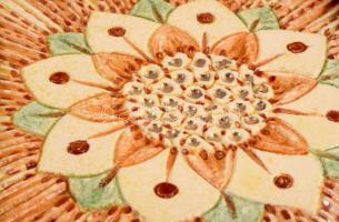 2016 Bukrán Edit (1957-) Virágmotívum. Kerámia kép, keretben, jelzett, 10x10 cm, 17x17 cm