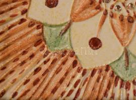 2016 Bukrán Edit (1957-) Virágmotívum. Kerámia kép, keretben, jelzett, 10x10 cm, 17x17 cm