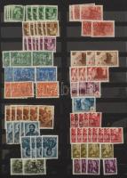 Több példányos összeállítás a krajcárosoktól kb a 40-es évekig, 16 fekete osztott lapos berakóban