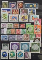 Magyar összeállítás 1913-2000-ig közte sorok, töredék sorok, 32 fekete lapos A/4 berakóban